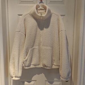 OLD NAVY FUZZY WHITE SWEATER